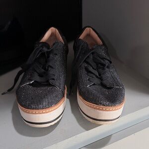 Chelsea & Violet Black Glitter Platform Sneakers